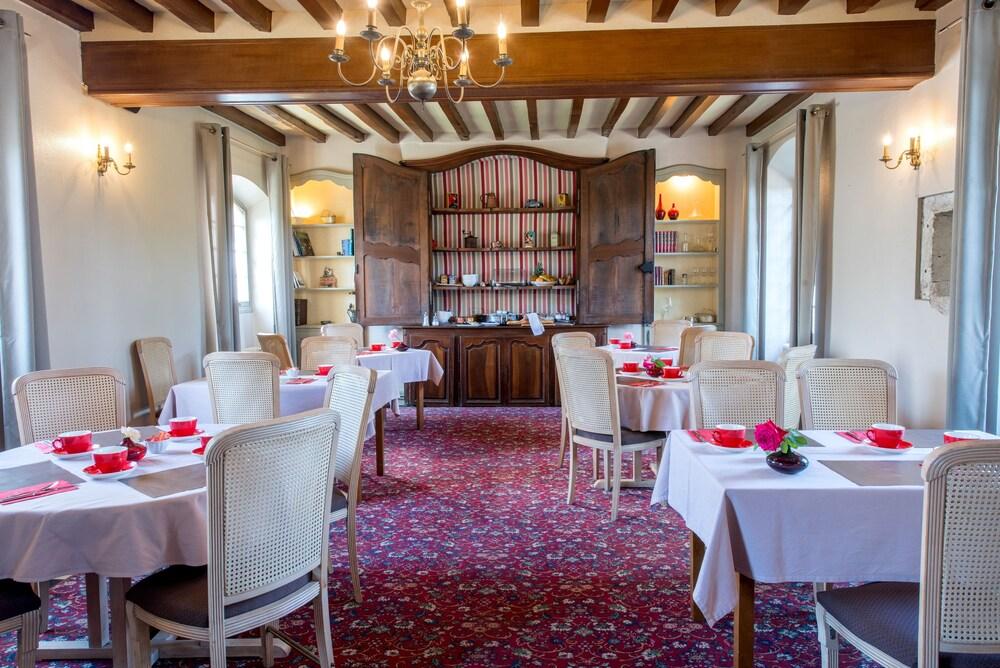 Logis Hotel Le Prince Noir Sérignac-sur-Garonne المظهر الخارجي الصورة