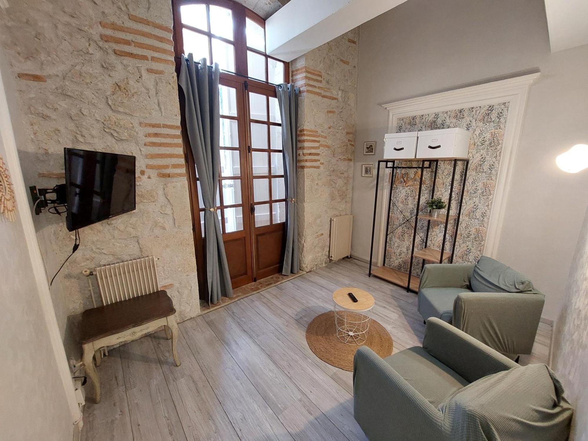 Logis Hotel Le Prince Noir Sérignac-sur-Garonne المظهر الخارجي الصورة
