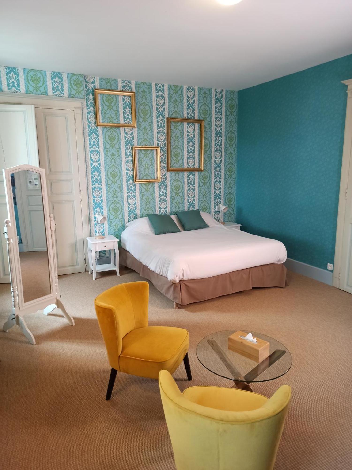 Logis Hotel Le Prince Noir Sérignac-sur-Garonne المظهر الخارجي الصورة