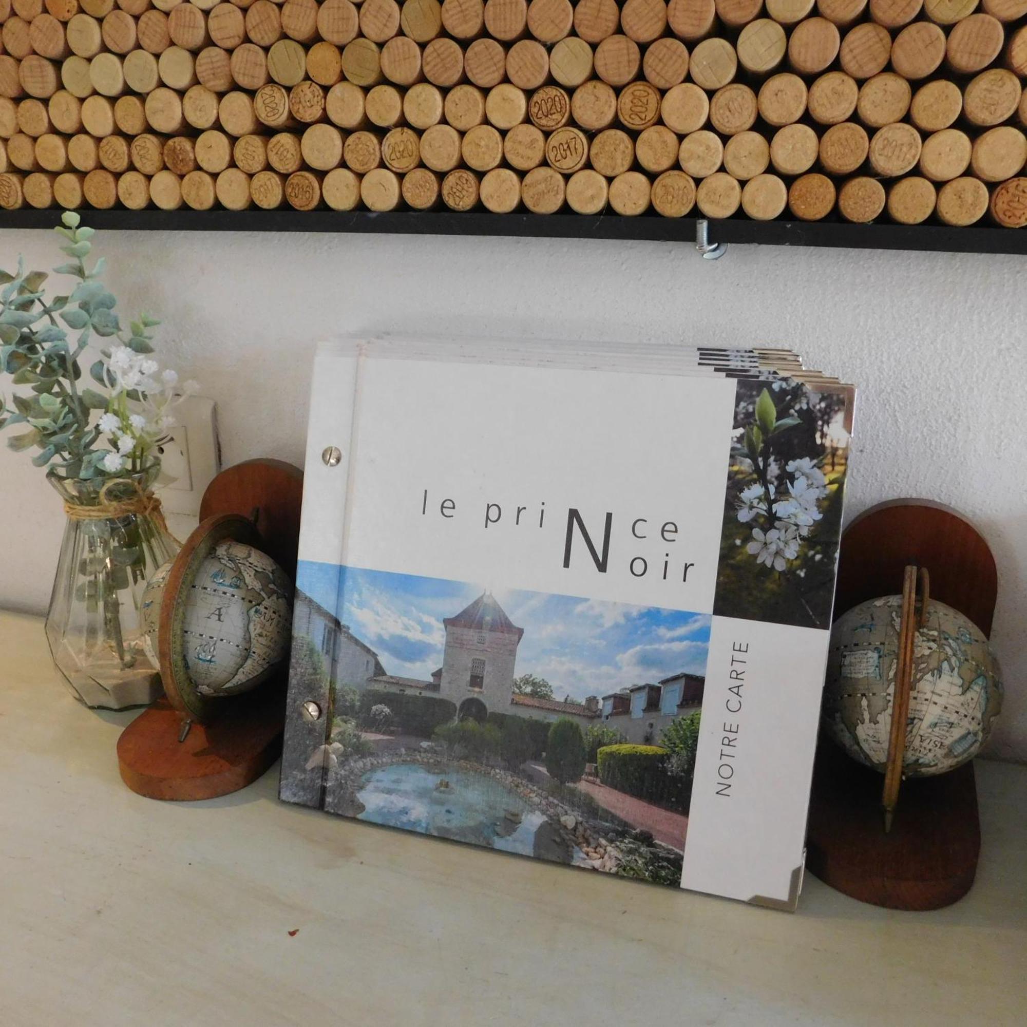 Logis Hotel Le Prince Noir Sérignac-sur-Garonne المظهر الخارجي الصورة